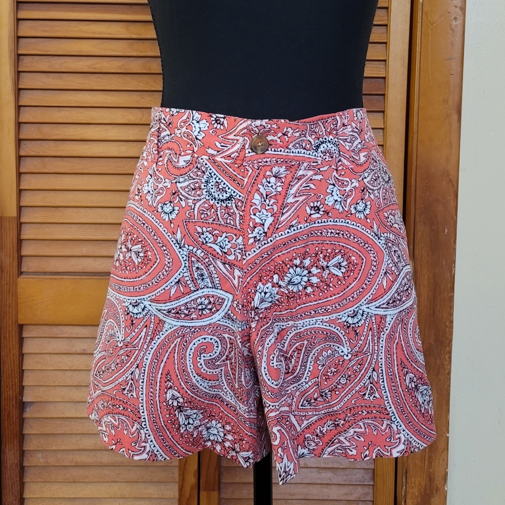 NWOT Old Navy Women's Floral Paisley Shorts Size 12